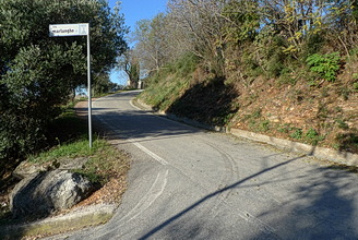 Incrocio con Via Scalette scalette